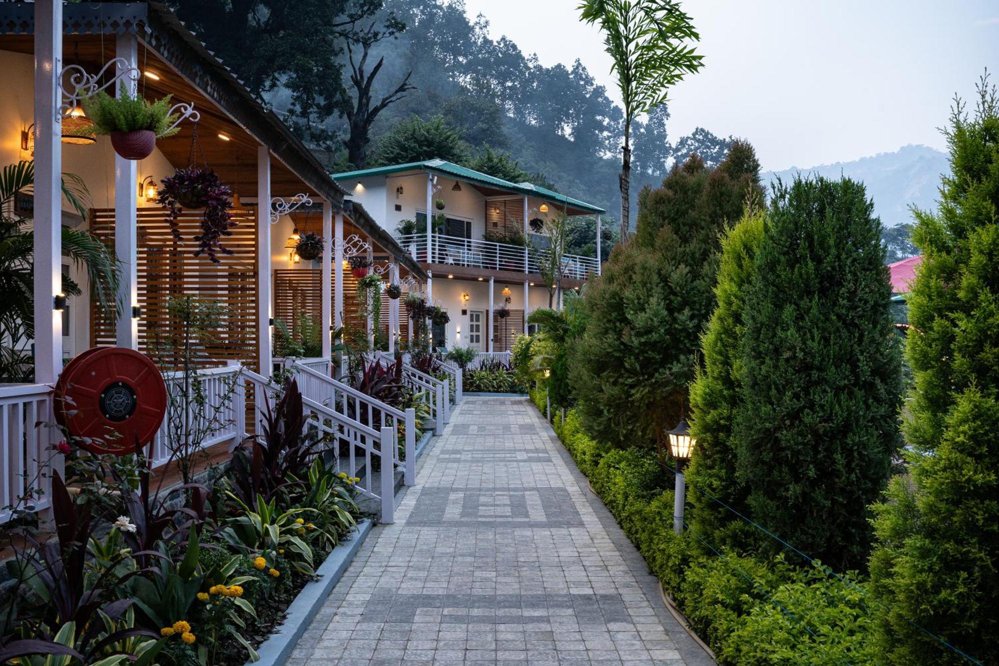 The Aravali Resort Bijni Extérieur photo