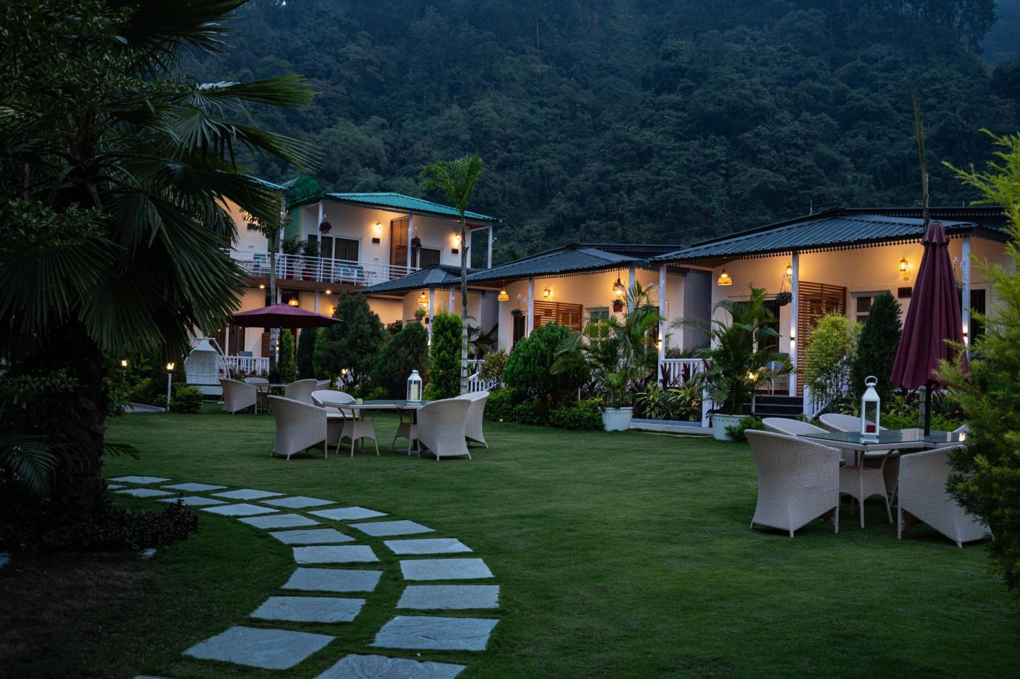 The Aravali Resort Bijni Extérieur photo