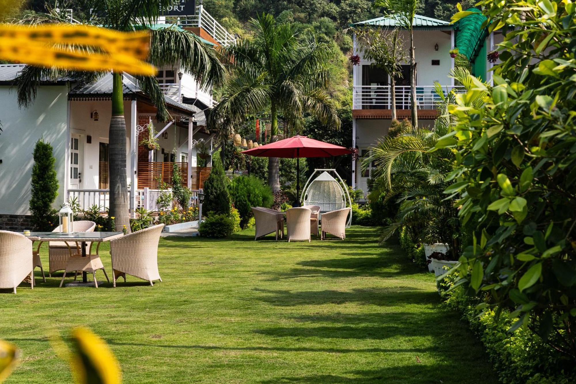The Aravali Resort Bijni Extérieur photo
