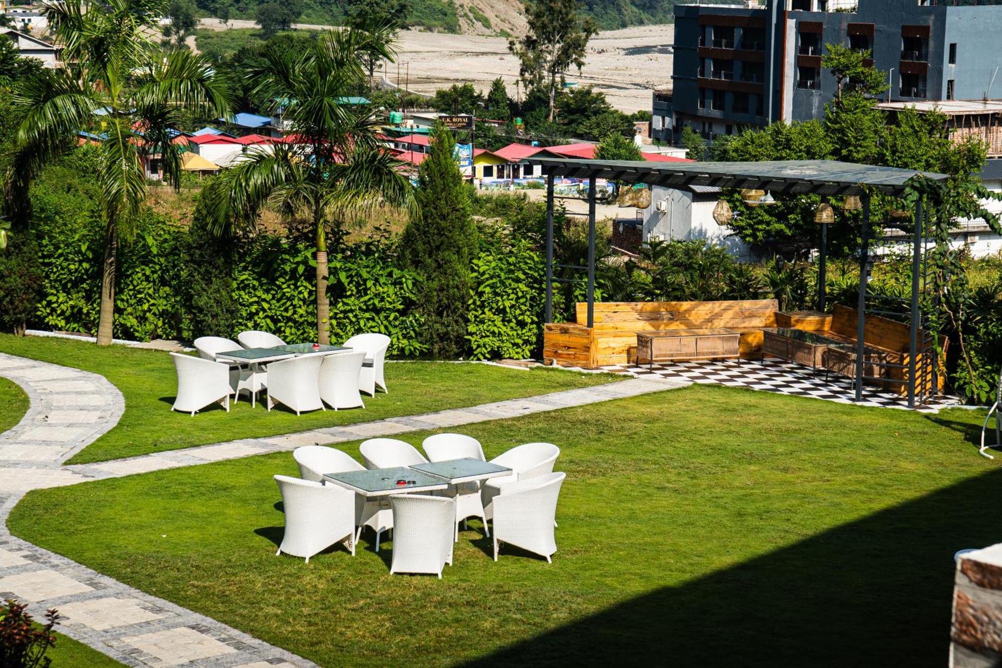 The Aravali Resort Bijni Extérieur photo